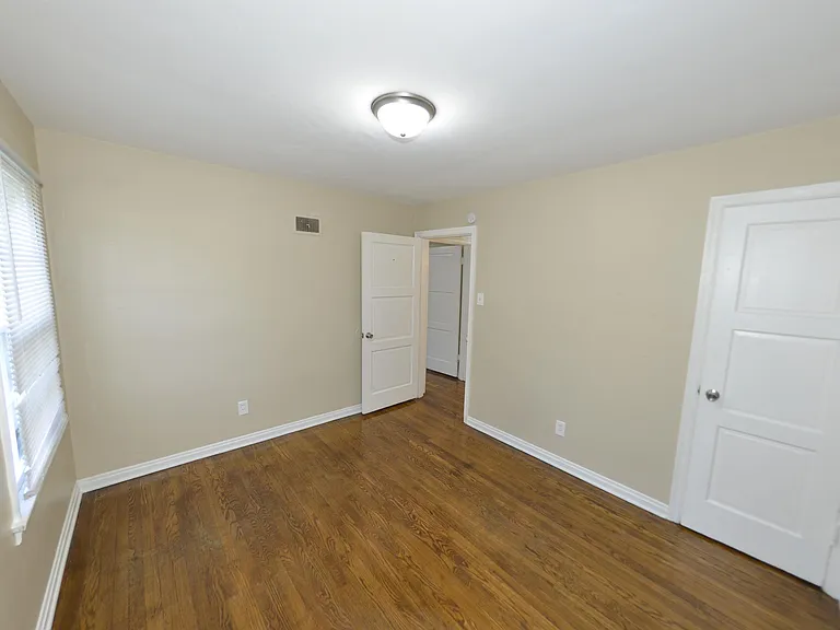 6127 Shillington Dr — Photo 9