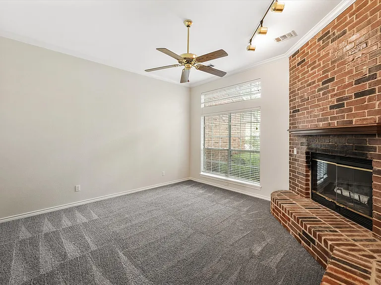 120 Hope Cir — Photo 11
