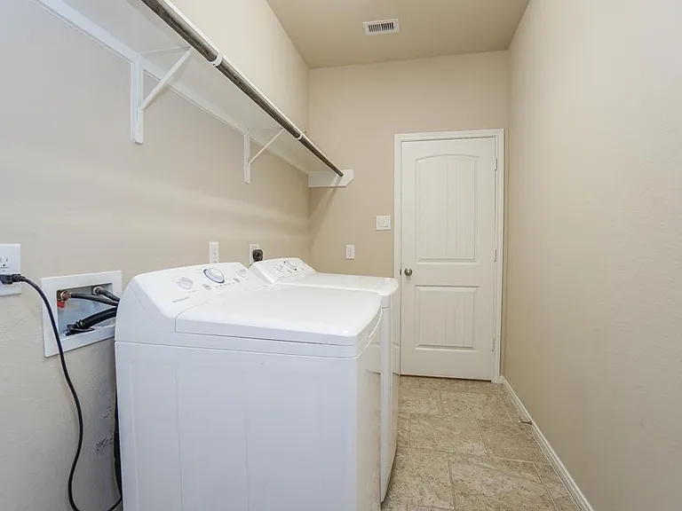 18327 High Summit Ln — Photo 26