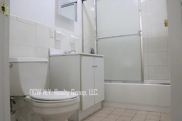 Rented by DGW N Y Realty Group LLC | media 7