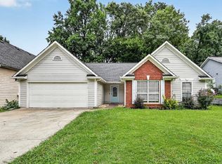 3035 Camelot Woods Dr, Lawrenceville, GA 30044