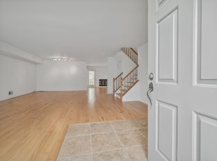 2 Aldgate Ct, Princeton, NJ 08540