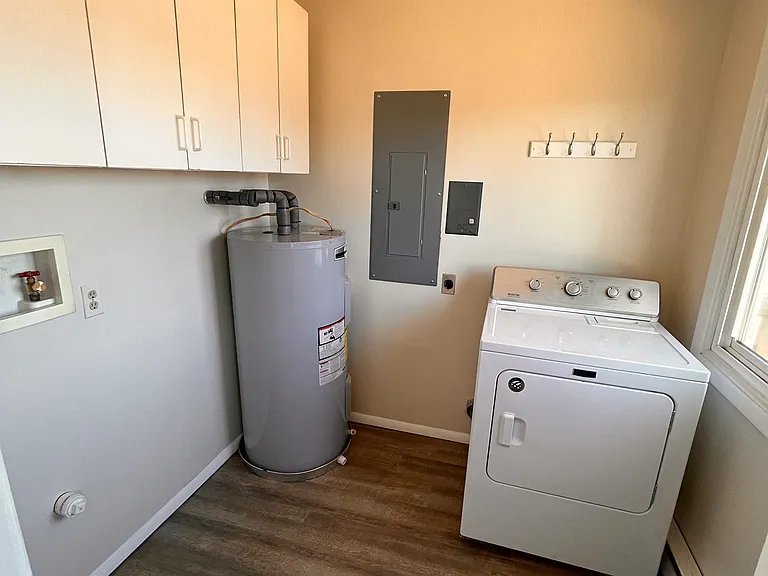 333 Squaw Trl — Photo 8