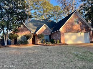 105 Pine Ridge Cir, Brandon, MS 39047