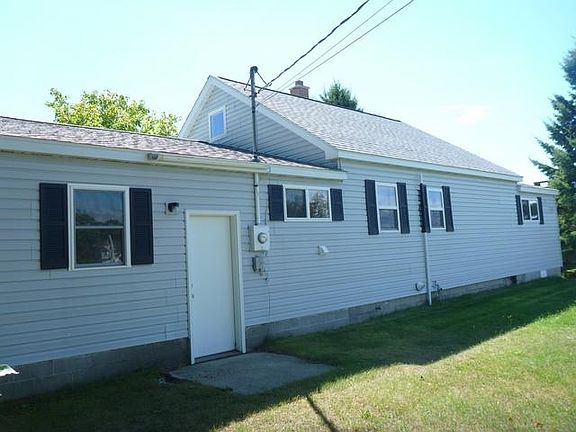3rd image of W11622 Main St