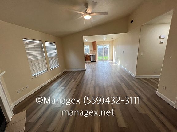 3rd image of 2417 N Knoll Ave