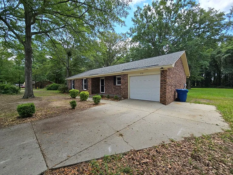 1520 Crowndale Dr — Photo 31