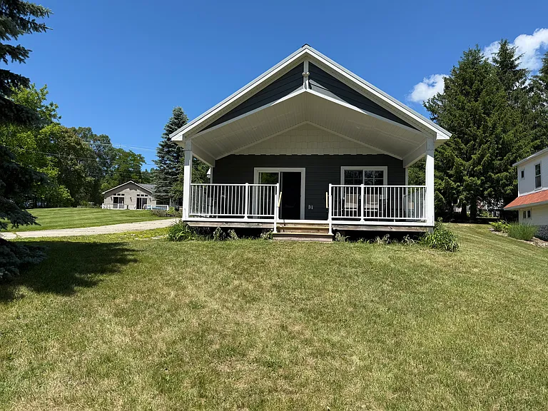 6951 Roelofs Ct — Photo 4