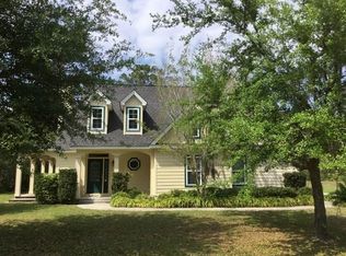 504 Shelby Ct, Darien, GA 31305