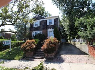 17614 80th Rd, Jamaica, NY 11432