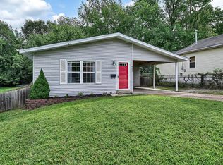 922 N Elm Ave, Saint Louis, MO