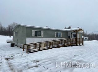 15730 Golden Rd, Lanse, MI 49946