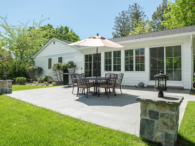 Tuckahoe Rd — Photo 2