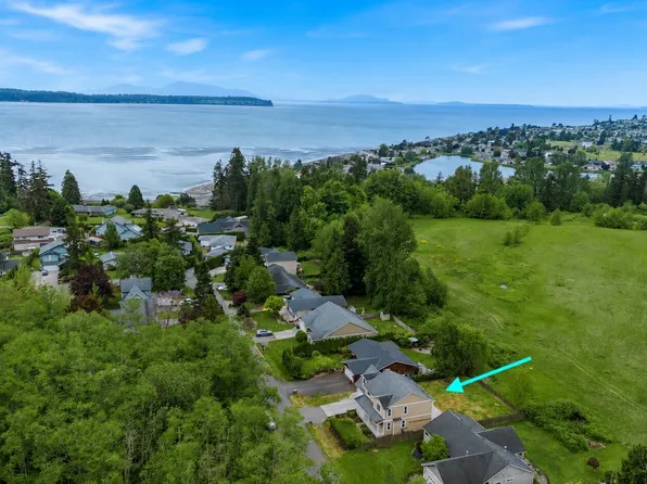 8365 Pheasant Drive, Blaine, WA 98230