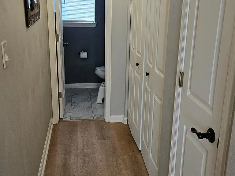 1480 Berkshire Dr — Photo 12