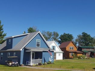 19 County Line Rd, Hamlin, NY 14464