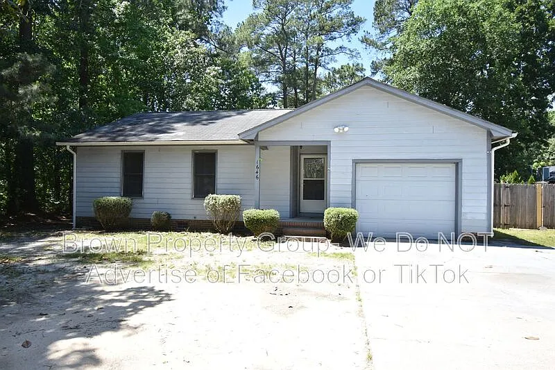 1646 Rim Rd