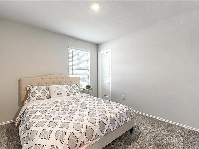 5126 Moravia Ln — Photo 10