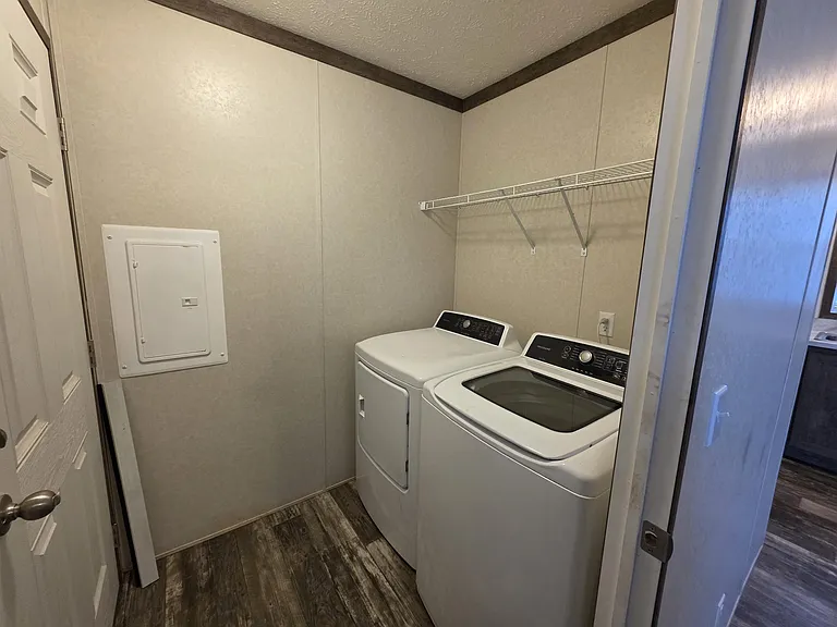 699 Oregon St #699 — Photo 10