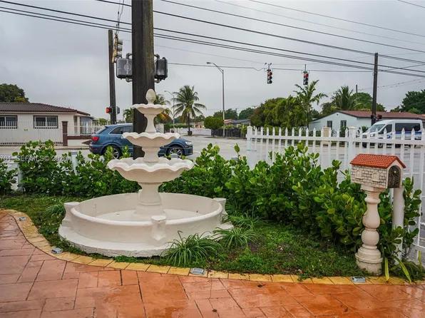 1190 W 33rd St, Hialeah, FL 33012