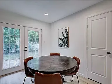 1410 Abbey Dr — Photo 9
