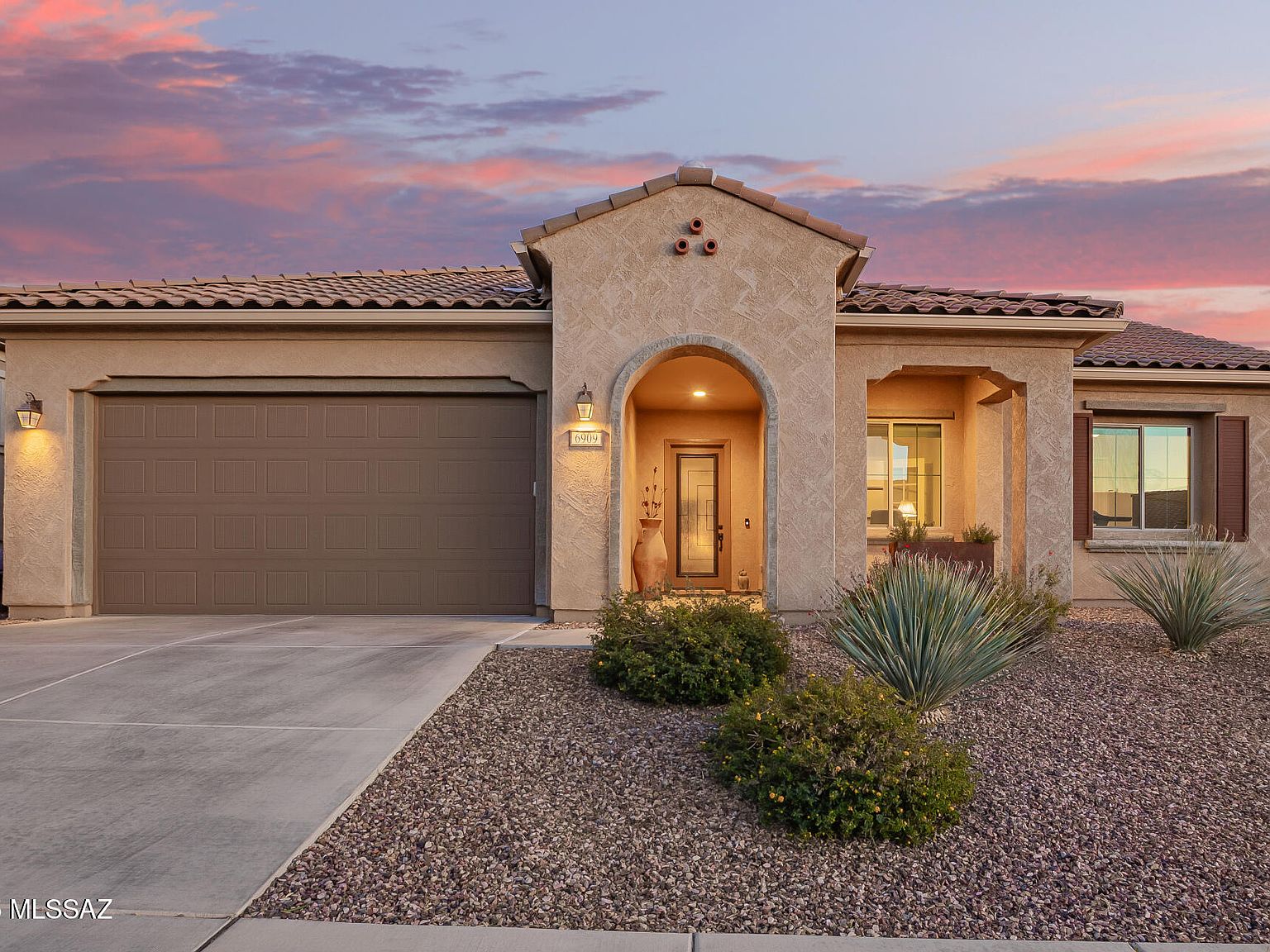 6909 W Cliff Spring Trl, Marana, AZ 85658 | Zillow