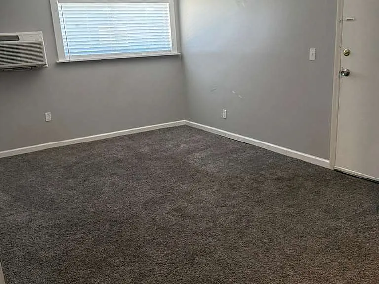 4911 Ash St #1 — Photo 8