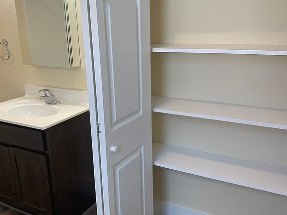 4th image of 9 Lower Welden St