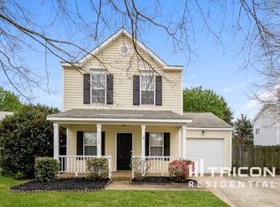 11136 White Stag Dr, Charlotte, NC 28269