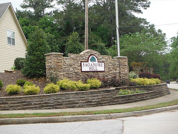 2nd image of 821 Norwalk Hill Ct