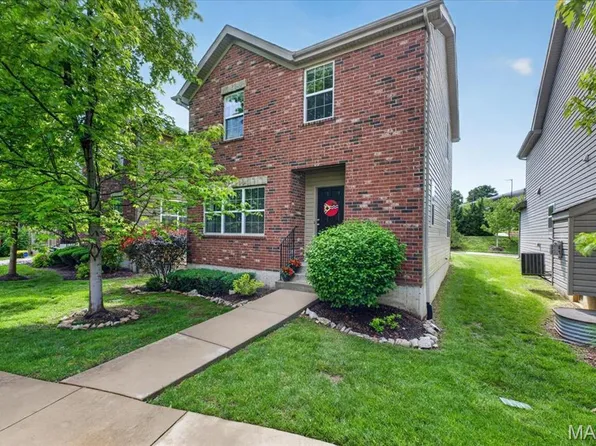 9732 Wilderness Battle Cir, Saint Louis, MO 63123