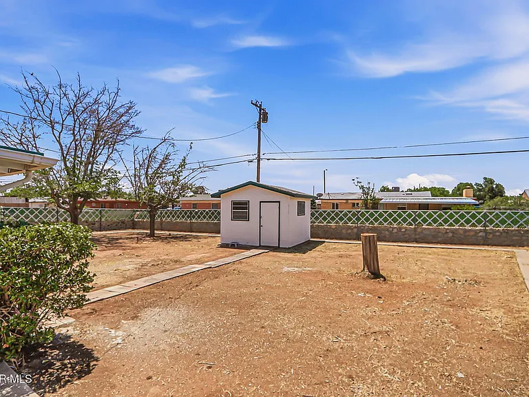 5704 Sage Ct — Photo 33