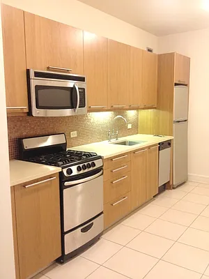 Rented by Windsor Property Management | media 19