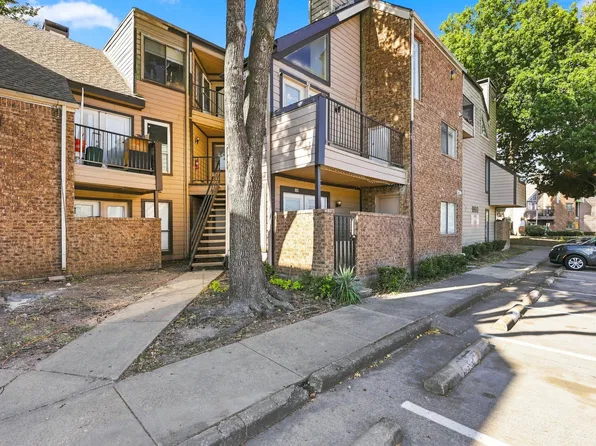 9803 Walnut St, Dallas, TX