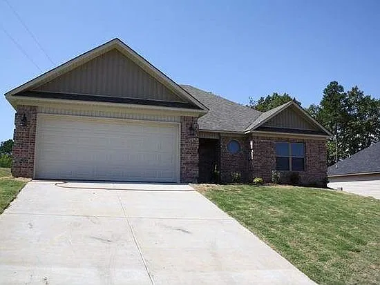 3 bed, 1500 sqft, $1,495 — Photo 1