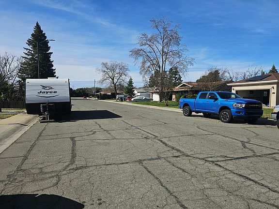 5th image of 1142 Hartley Way