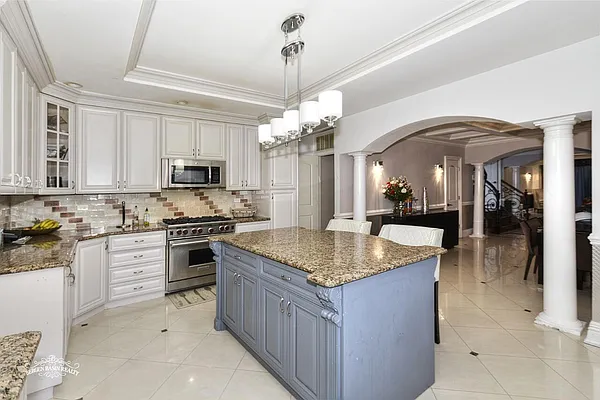 Sold by Bergen Basin Real Estate | media 14