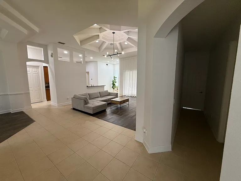 13938 Arbor Glen Ct — Photo 2