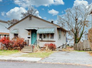46 New St, Kingston, NY 12401