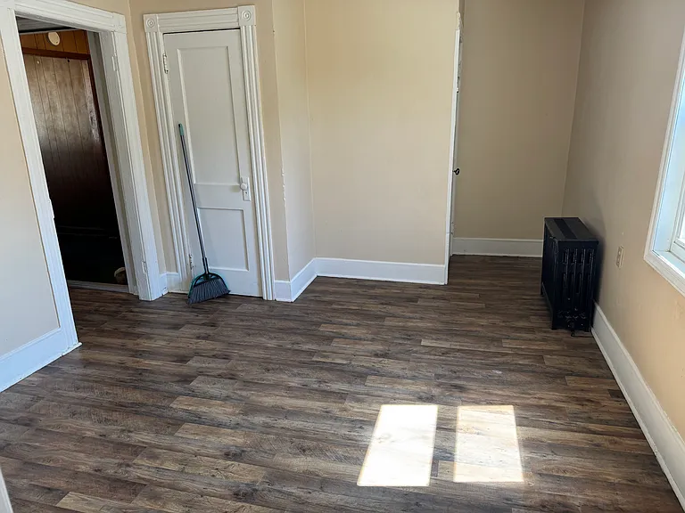 232 Birchwood Ave #C — Photo 3