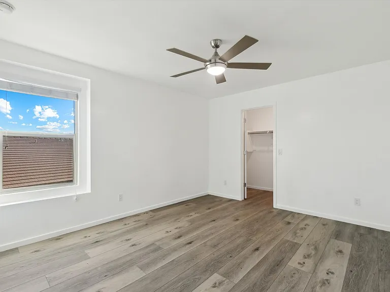 37292 N Yellowstone Dr — Photo 52