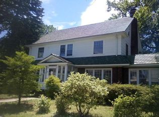 128 E Grant Ave, Roselle Park, NJ 07204