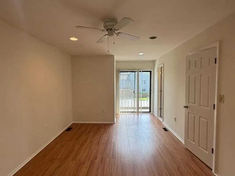 82 Sycamore Ct — Photo 10