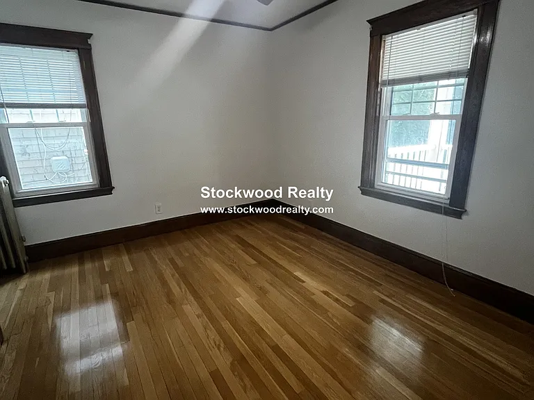 72 Harvest St #1R — Photo 34