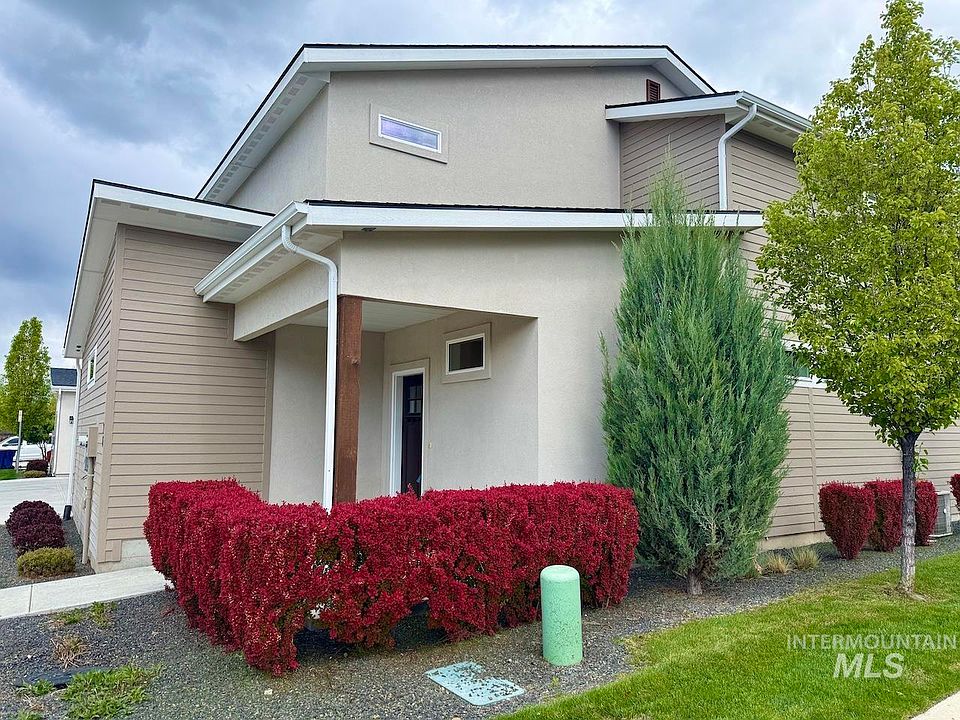 1st image of 76 E Ranch Dr