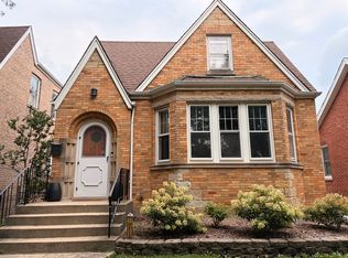 5316 N Lockwood Ave, Chicago, IL 60630