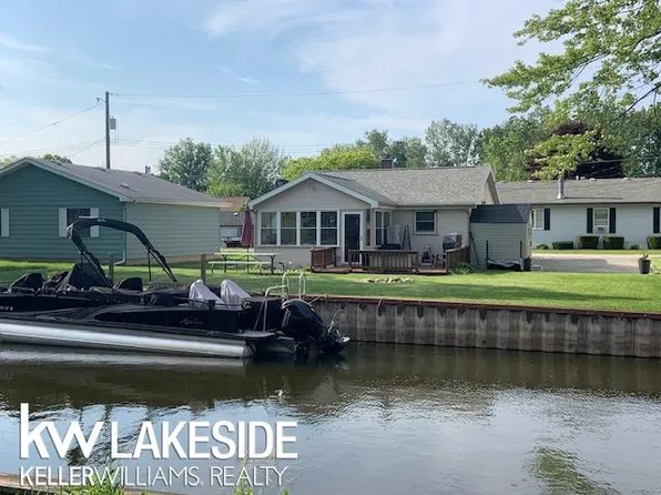 8667 Connors Rd, Pigeon, MI 48755
