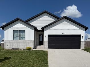 404 N Pine Leaf Rd, Nixa, MO 65714