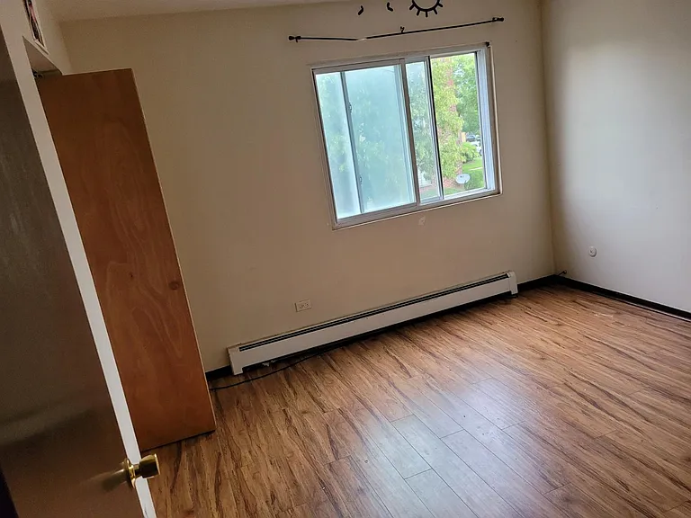 488 Pleasant Run Dr #2 — Photo 4