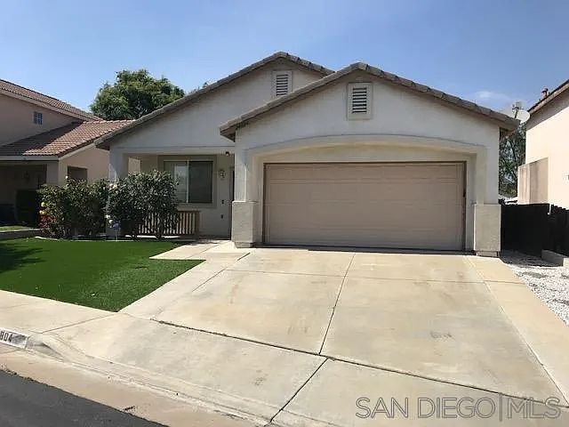 1st image of 24804 Oakhurst Ct
